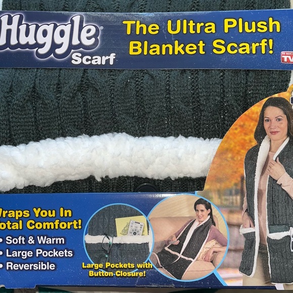 HUGGLE SCARF - Picture 2 of 4